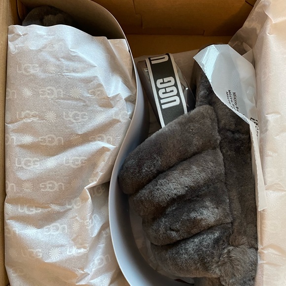 Fluff Yeah Ugg Slippers - Picture 3 of 4